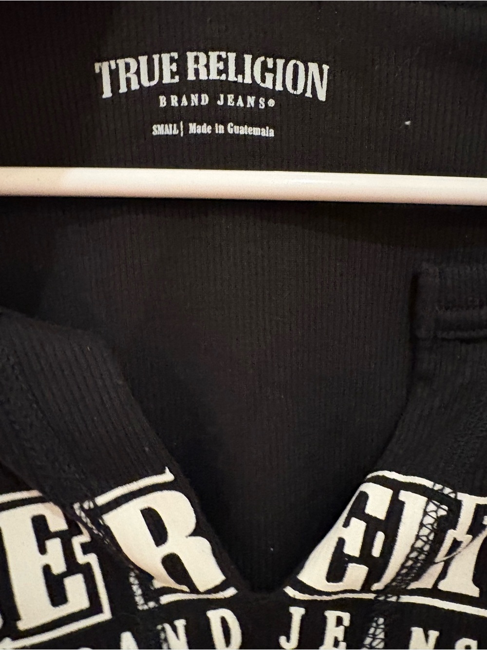 True Religion Women's Black Long-Sleeve Logo Crop Top - Picture 2 of 5